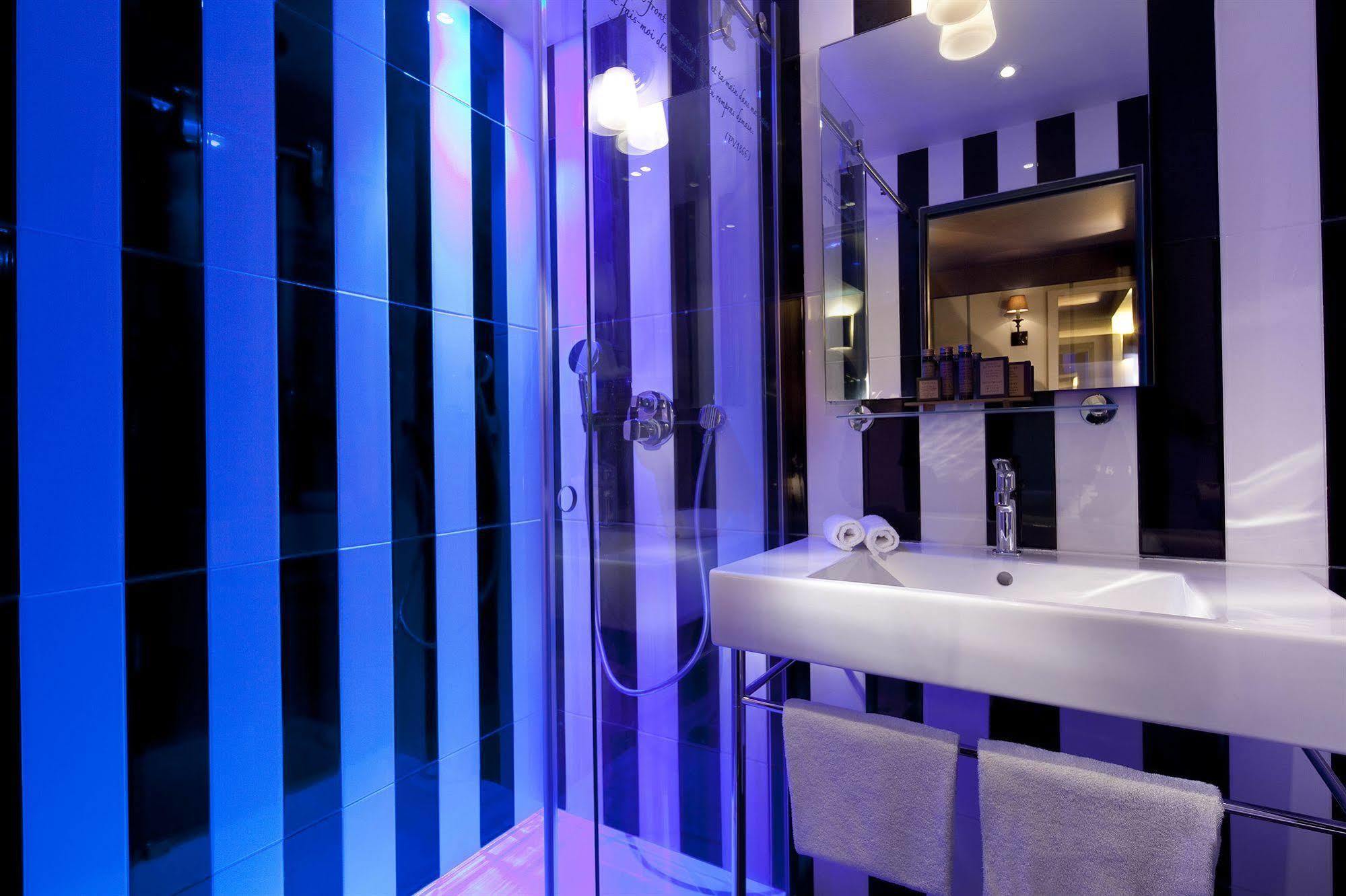 Les Plumes Hotel Παρίσι Δωμάτιο φωτογραφία
